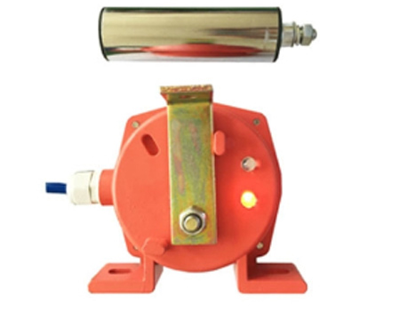 皮帶輸送機(jī)P-K2-自動停機(jī)防跑偏開關(guān)、皮帶輸送機(jī)通用跑偏開關(guān)XLPP一Ⅱ價(jià)格