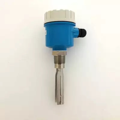 射頻導(dǎo)納物位開關(guān)RF88D5G、射頻電容式料位計VEGACAL生產(chǎn)